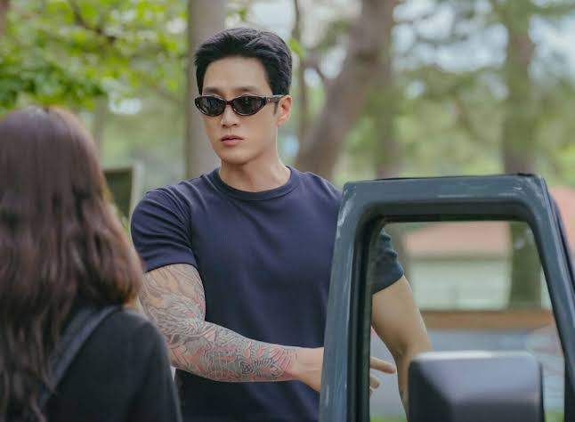 ใบไม้ผลิที่รอคอย